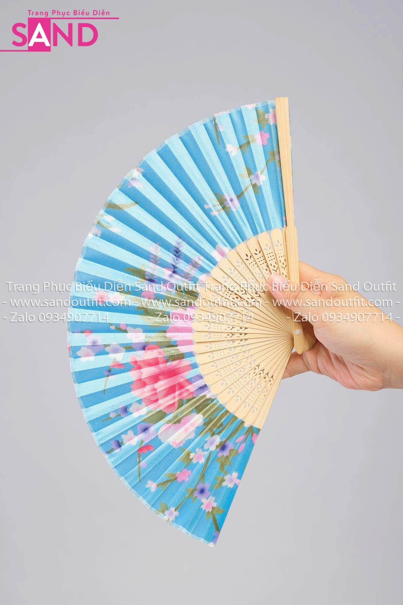  DQG0803 Quạt Giấy Cổ Trang Hoạ Tiết Hoa Hồng - Xanh Da Trời 