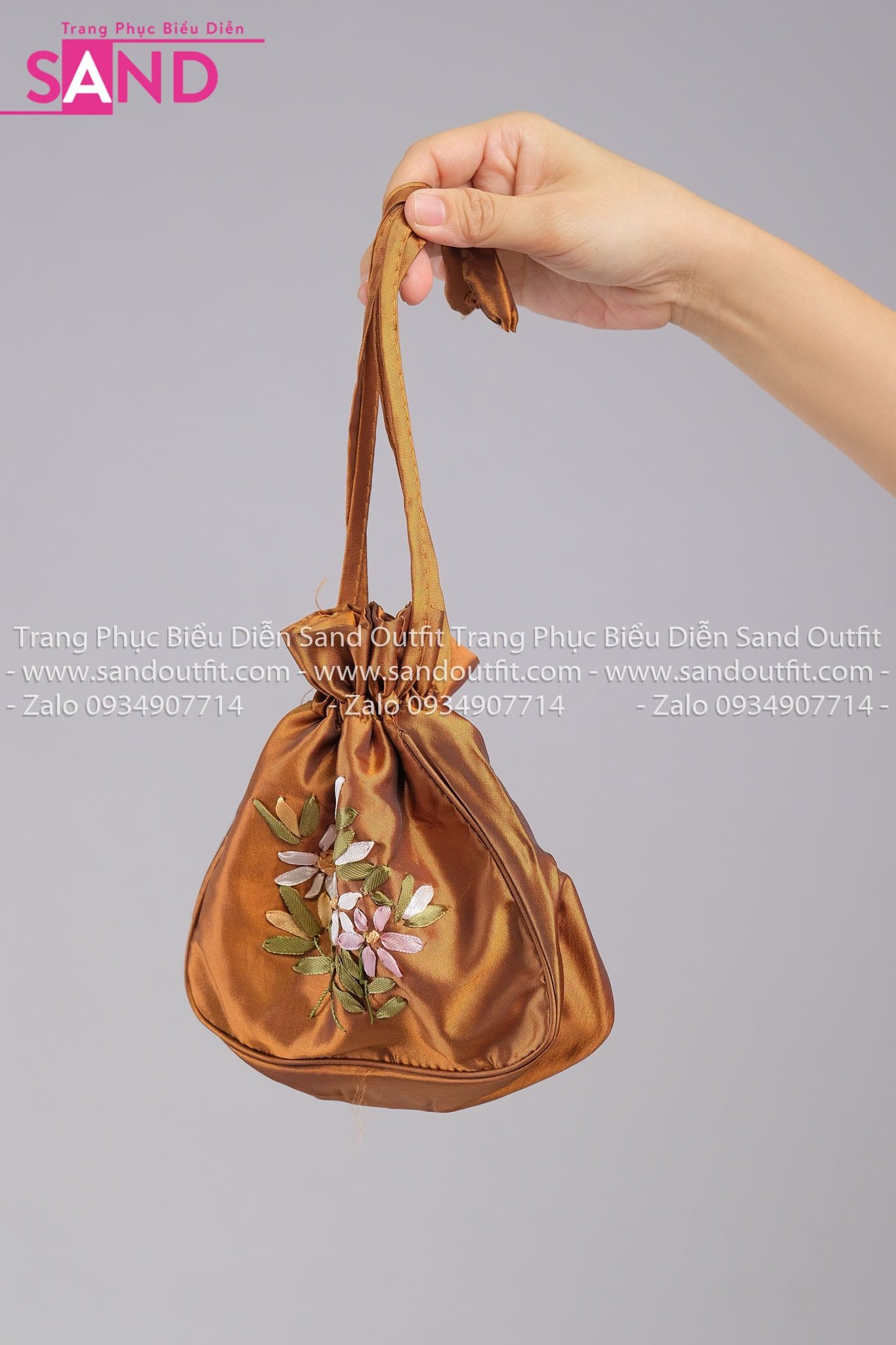  DPX1002 Túi Cầm Tay Thêu Hoa - Nâu 