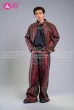  Outfit Phối Sẵn - (HAD0415 Áo Khoác Da Cá Sấu Đính Đá Nam - Đỏ phối HQA0402 Quần Dài Da Đinh Tán Nam - Đỏ) 
