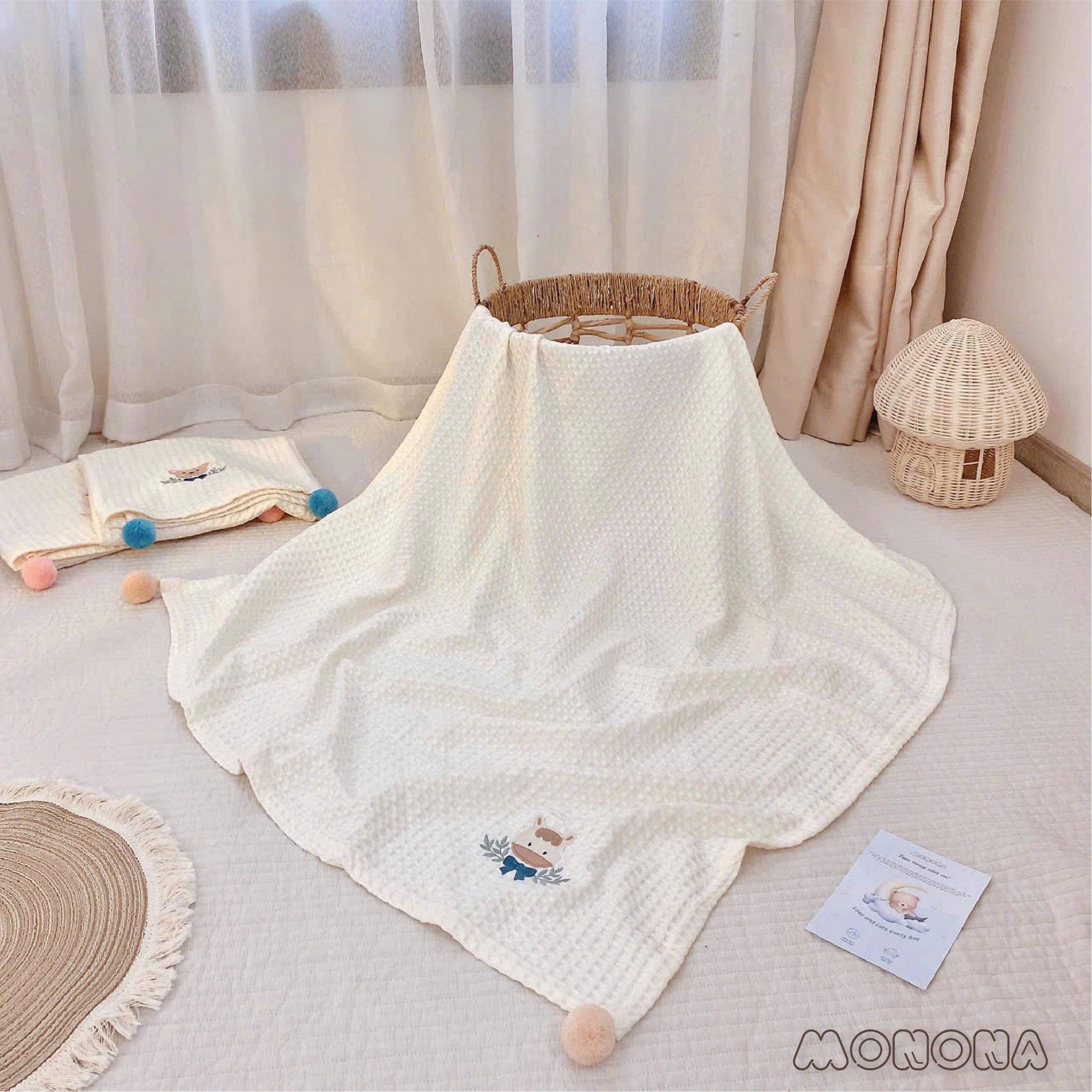  MONONA - Chăn Waffle Thêu Có Hạt Bông - MNN139 