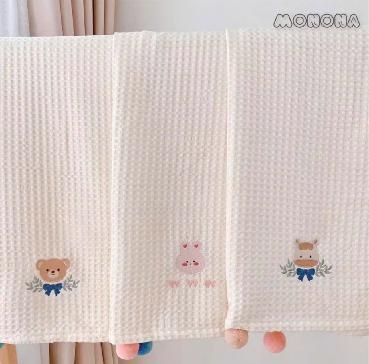  MONONA - Chăn Waffle Thêu Có Hạt Bông - MNN139 