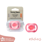  TOMMEE TIPPEE - Ty Ngậm Silicon Siêu Nhẹ Cho Bé Ultra Light 0-6 Tháng 