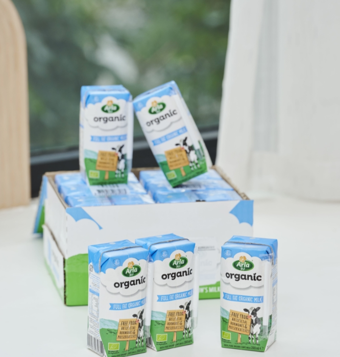  Sữa Tươi Hữu Cơ Arla Full Fat Milk (12 hộp ) 