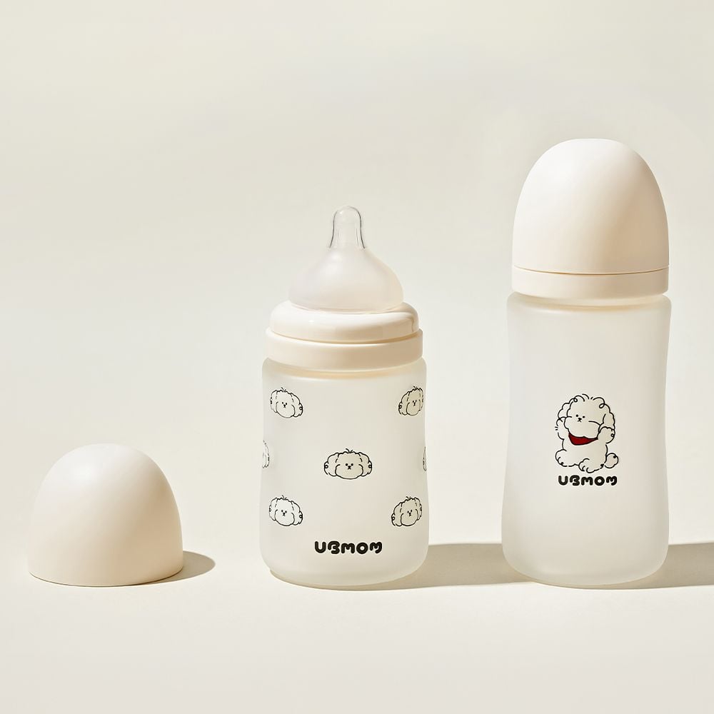  UBMOM - Bình Sữa Thuỷ Tinh Bọc Silicon Hoạ Tiết Cún 