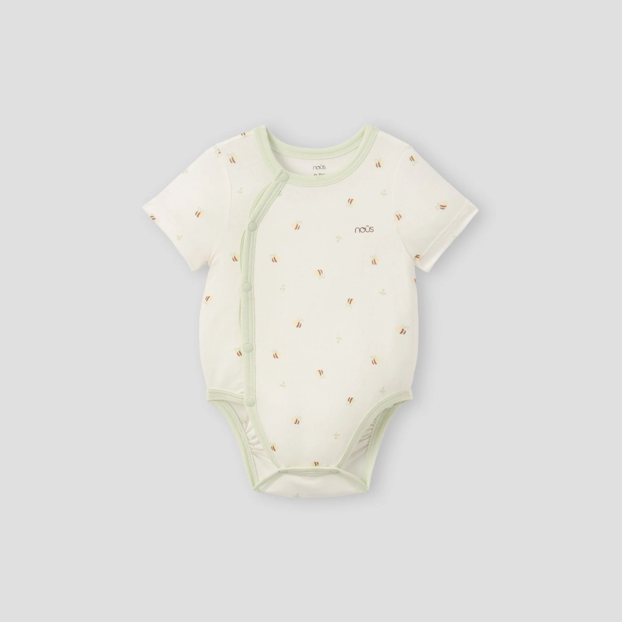  NOUS - Set 2 bodysuit cộc áo trắng họa tiết phối xanh lá 