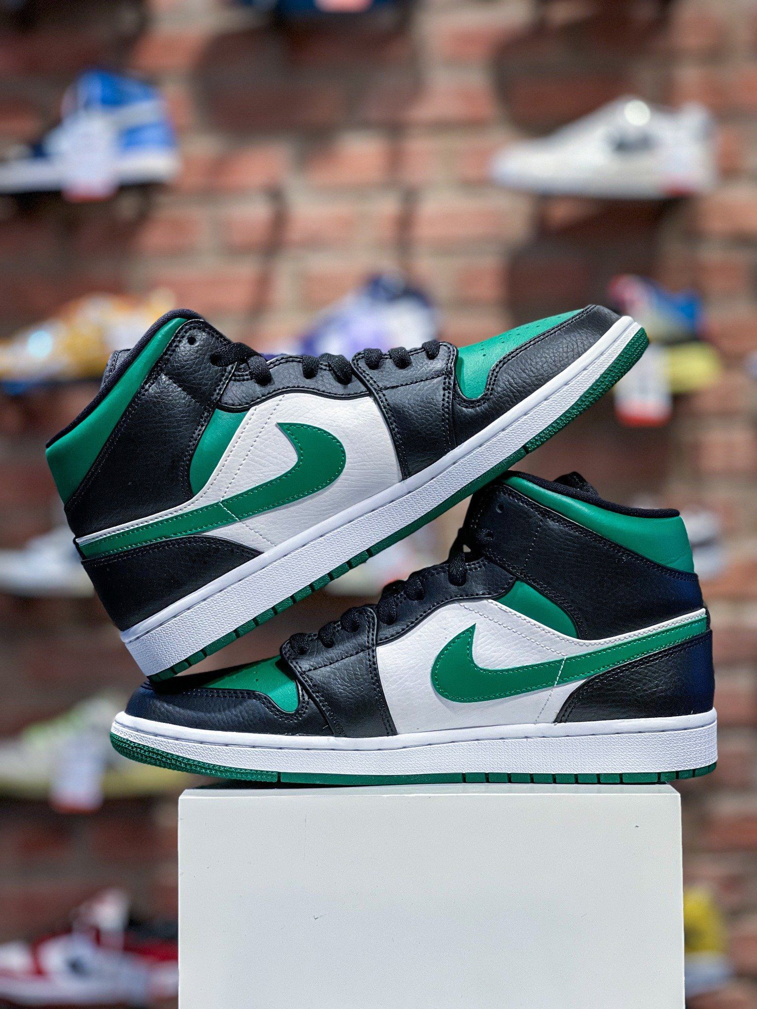 air jordan 1 mid green