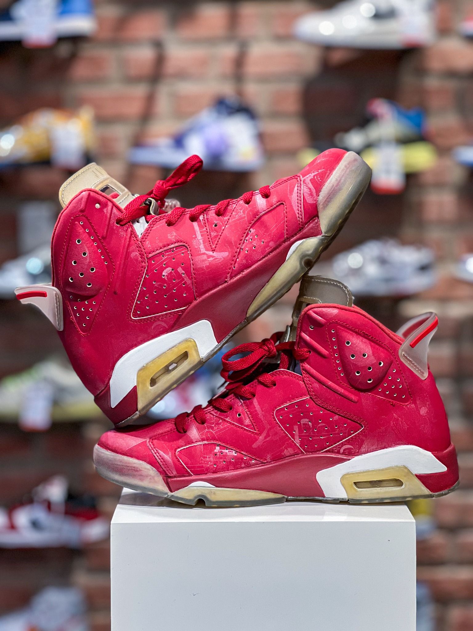 Air Jordan 6 Retro: \