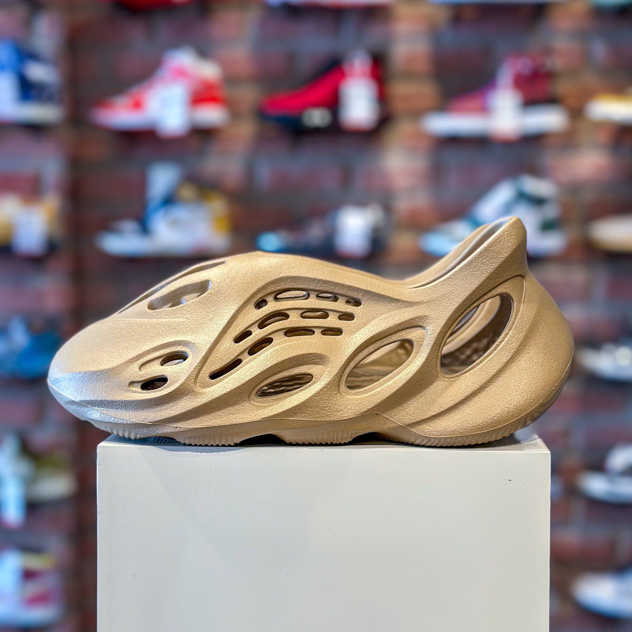 Yeezy Foam Runner Clay Taupe [GV6842]