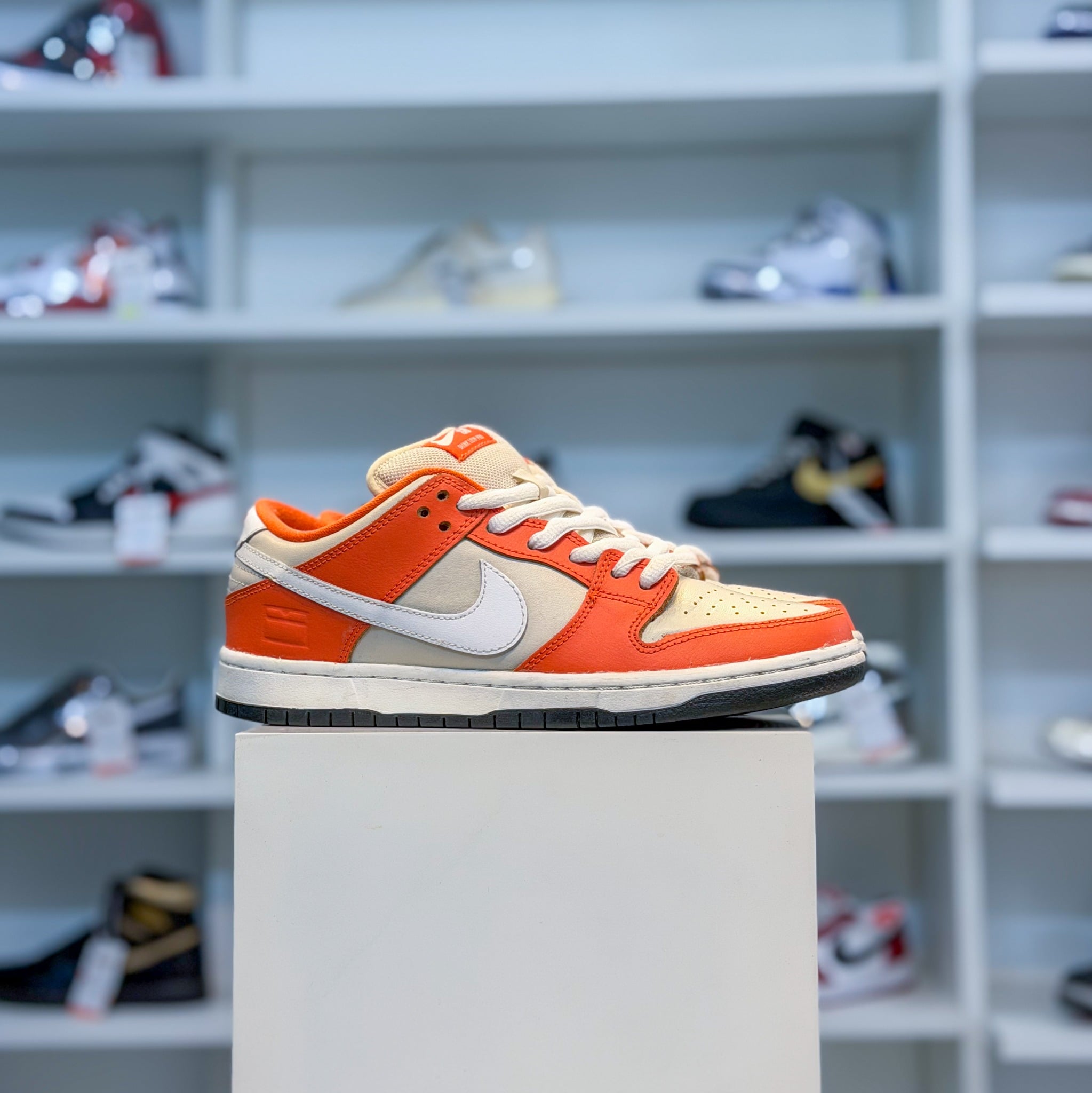 SB Dunk Low Orange Box [313170-811] – Rex Sneaker