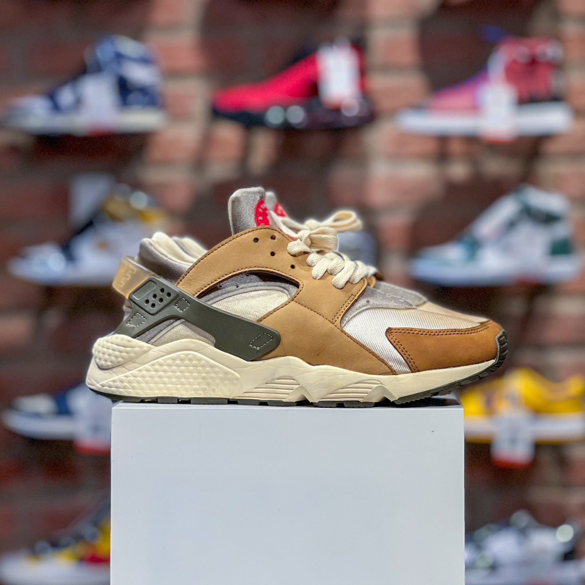 Stussy × Nike Air Huarache Desert Oak [DD1381-200] – Rex Sneaker
