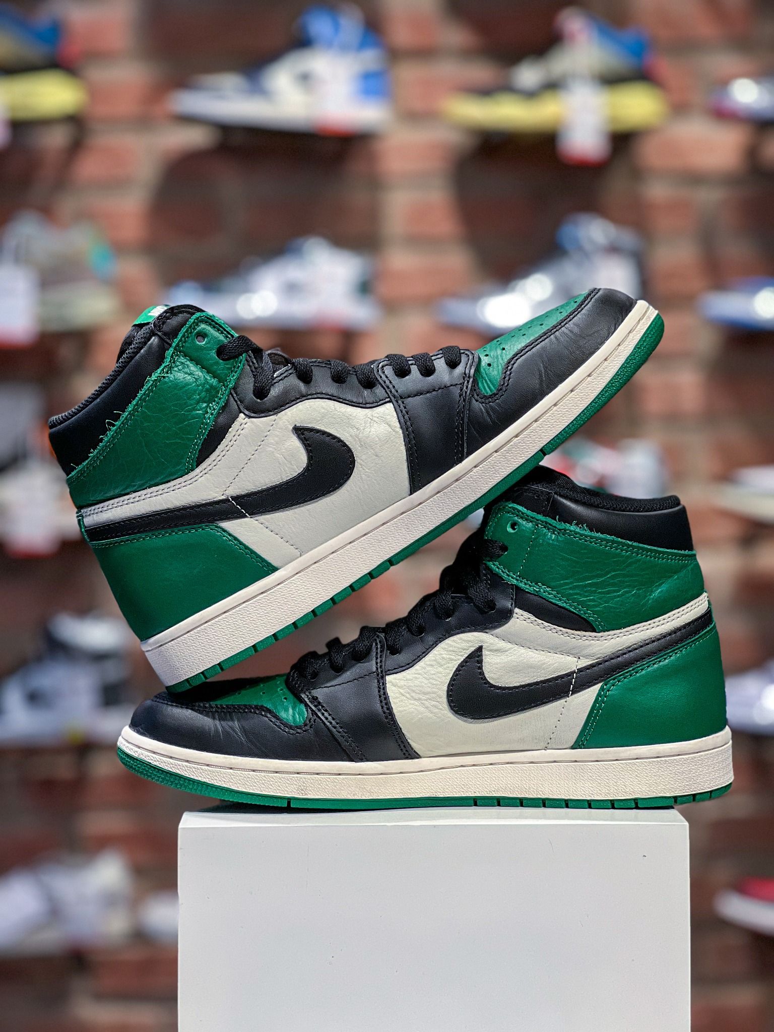 Nike Air Jordan High OG Pine Green V1 [555088-302] – Rex Sneaker