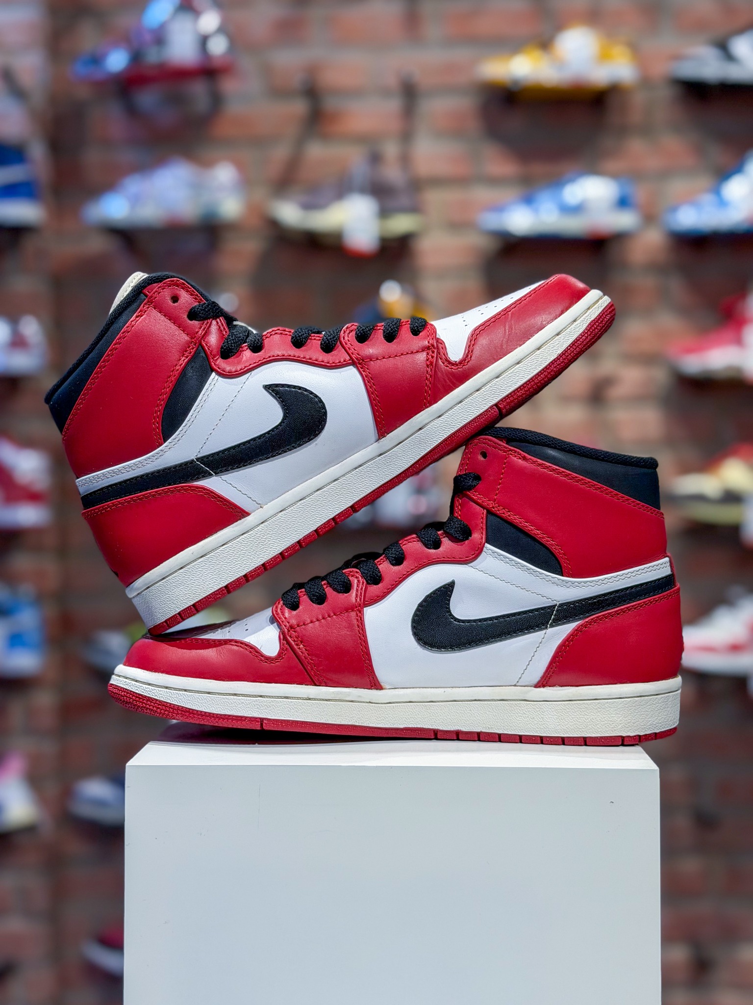 Nike Air Jordan 1 High OG Chicago 2013 – Rex Sneaker