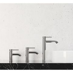 Vòi chậu nóng lạnh 382860576