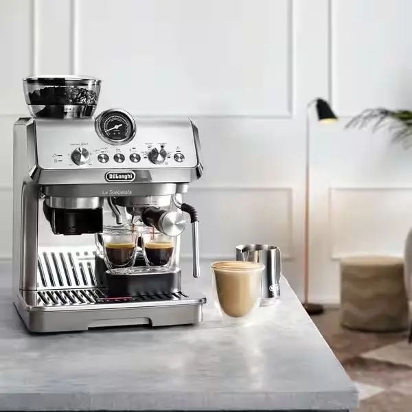 Máy pha cà phê espresso DeLonghi La Specialista Arte Evo Cold Brew EC9255.M