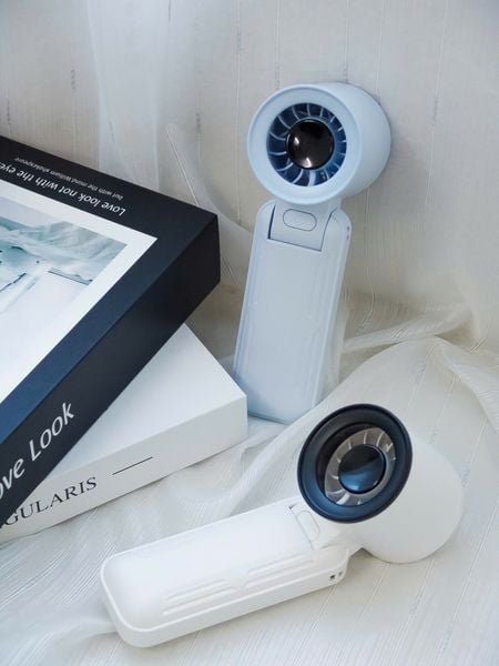 Quạt cầm tay mini Veeco VMF-18