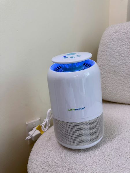 Máy bắt muỗi Unimax Hàn Quốc UMB-501W