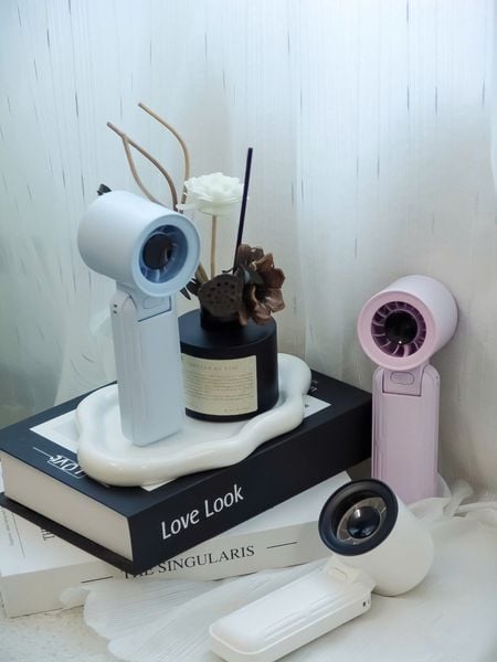 Quạt cầm tay mini Veeco VMF-18
