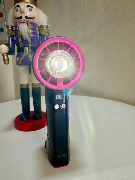 Quạt mini dùng pin sạc GS9