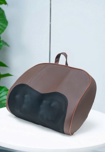 Máy massage cổ vai gáy lưng Queen Crown MC002