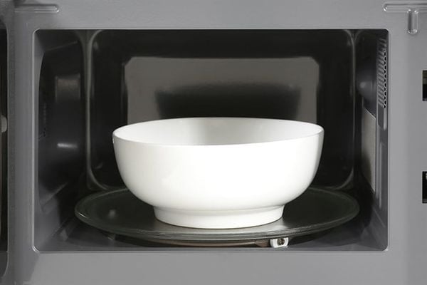 Lò vi sóng Toshiba MWP-MM20P(BK) 20 lít