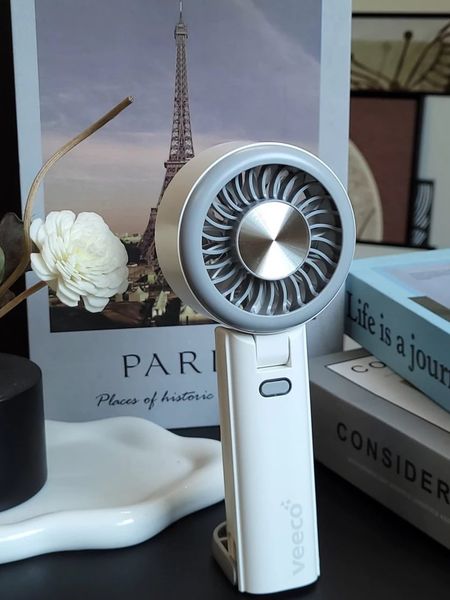 Quạt cầm tay gấp gọn 1200mAh VMF-03