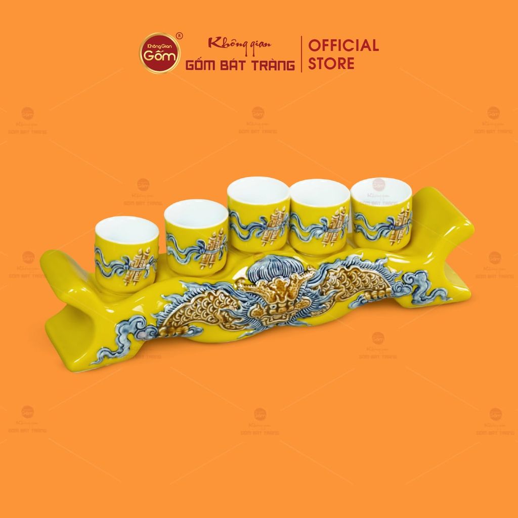 Kỷ Ngai 5 Chén Thờ Men Vàng Họa Tiết Cuốn Thư