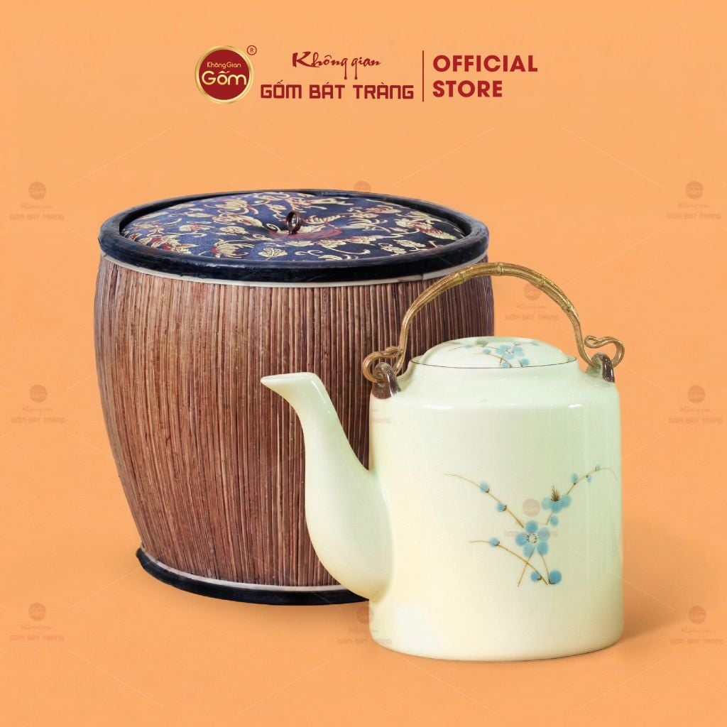 Ấm Tích Bát Tràng Vẽ Hoa Đào Xanh