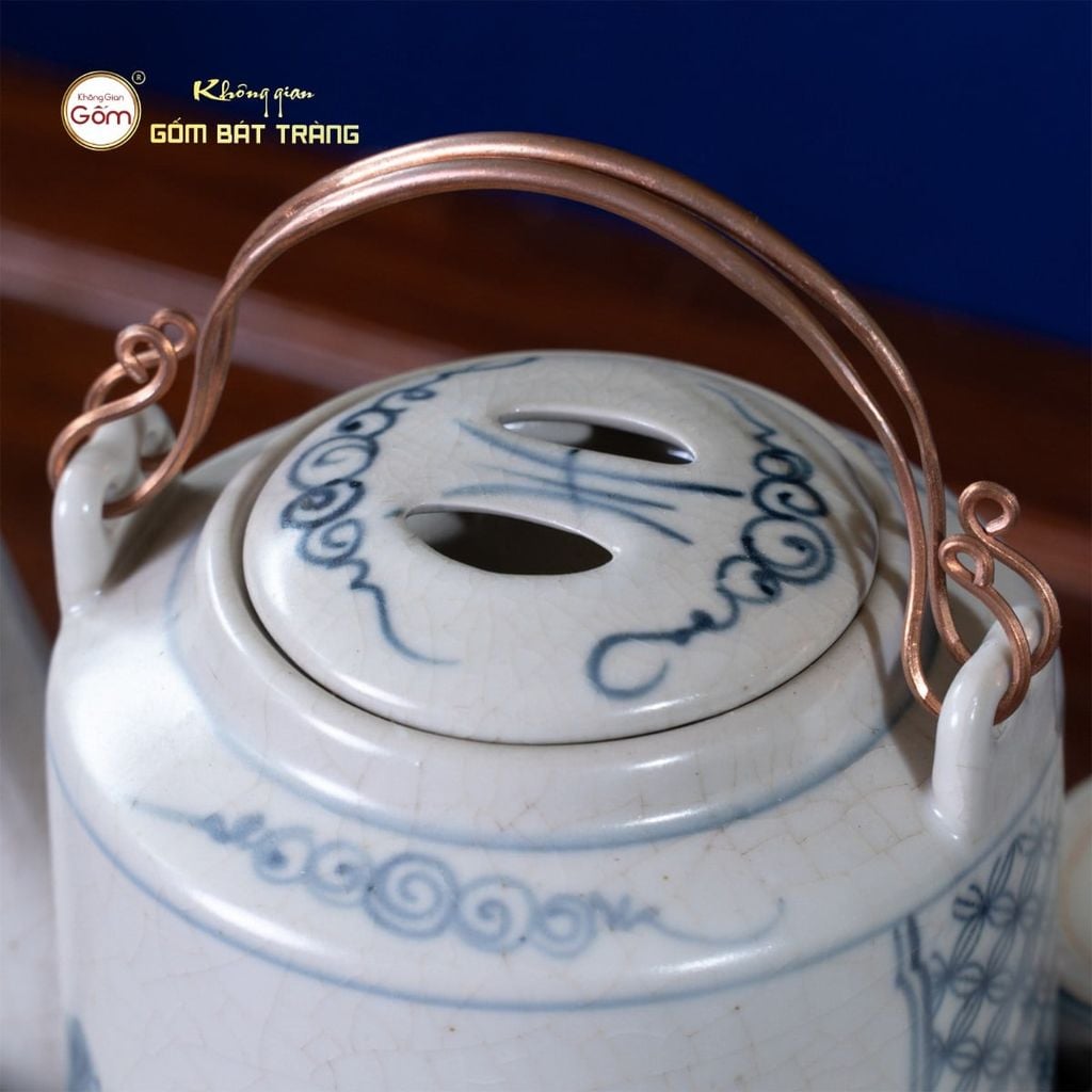 Bộ Ấm Tích Men Rạn Sơn Thuỷ