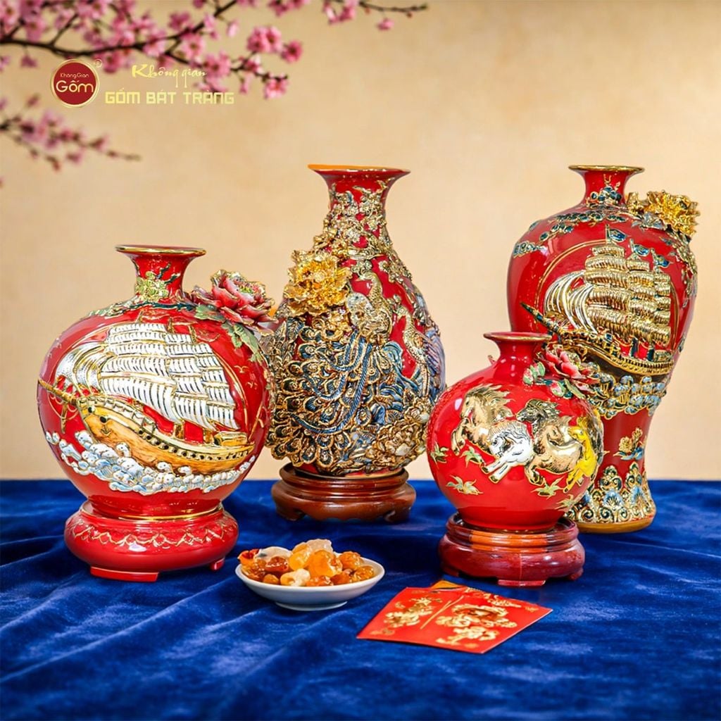 Tỳ Bà Men Đỏ Công Đào Đắp Nổi Vẽ Vàng