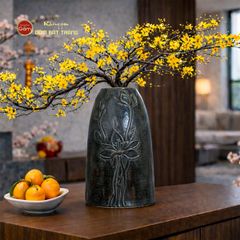 Bình Hoa Dáng Chuông Khắc Hoa Sen