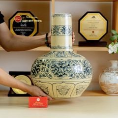 Bình Hoa Lam Âm Dương Cha