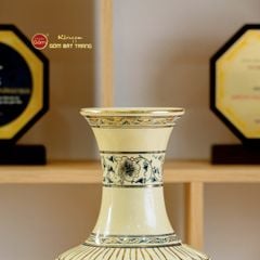 Bình Tỏi Hoa Phù Dung Vẽ Vàng
