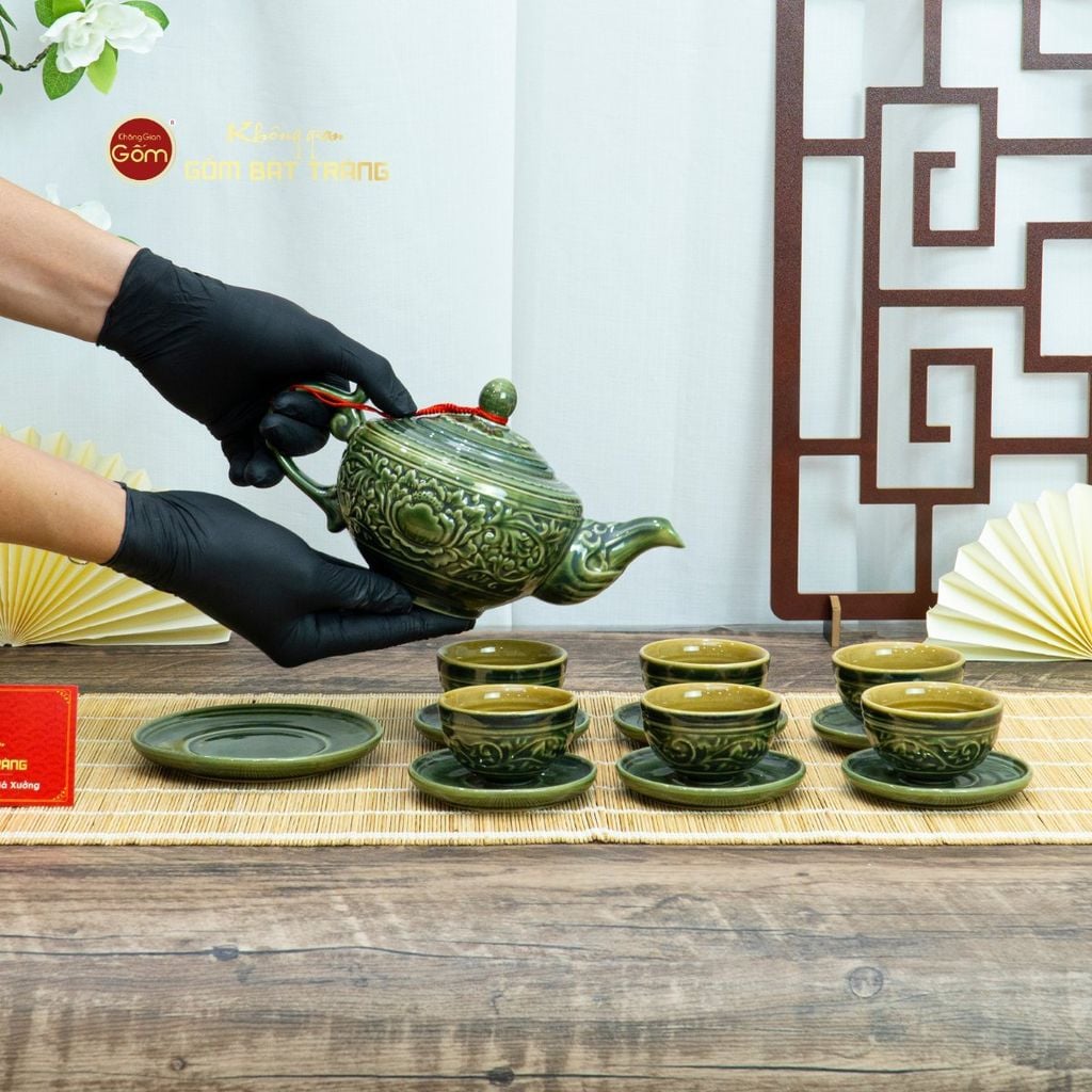 Bộ Ấm Chén Khắc Nổi Hoa Phù Dung