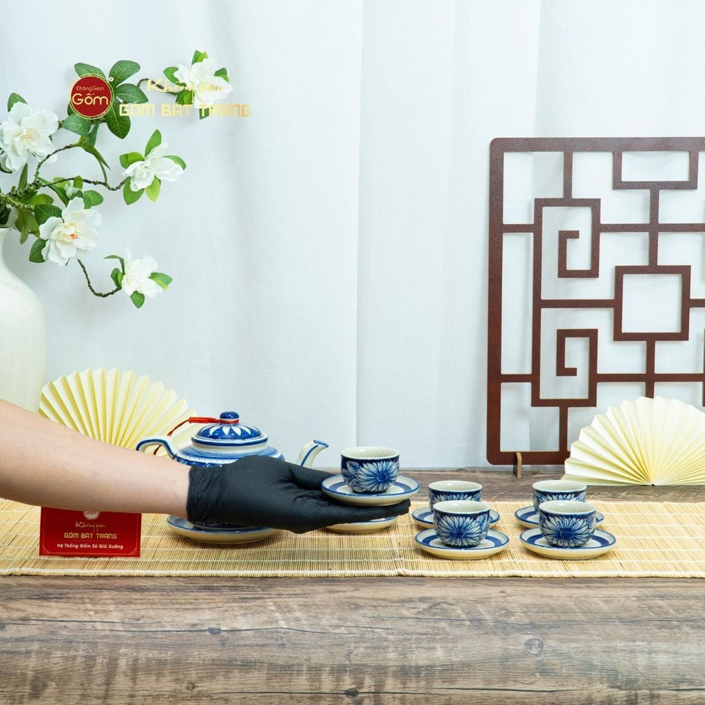 Bộ Ấm Chén Men Lam Vẽ Tay Hoa Hướng Dương