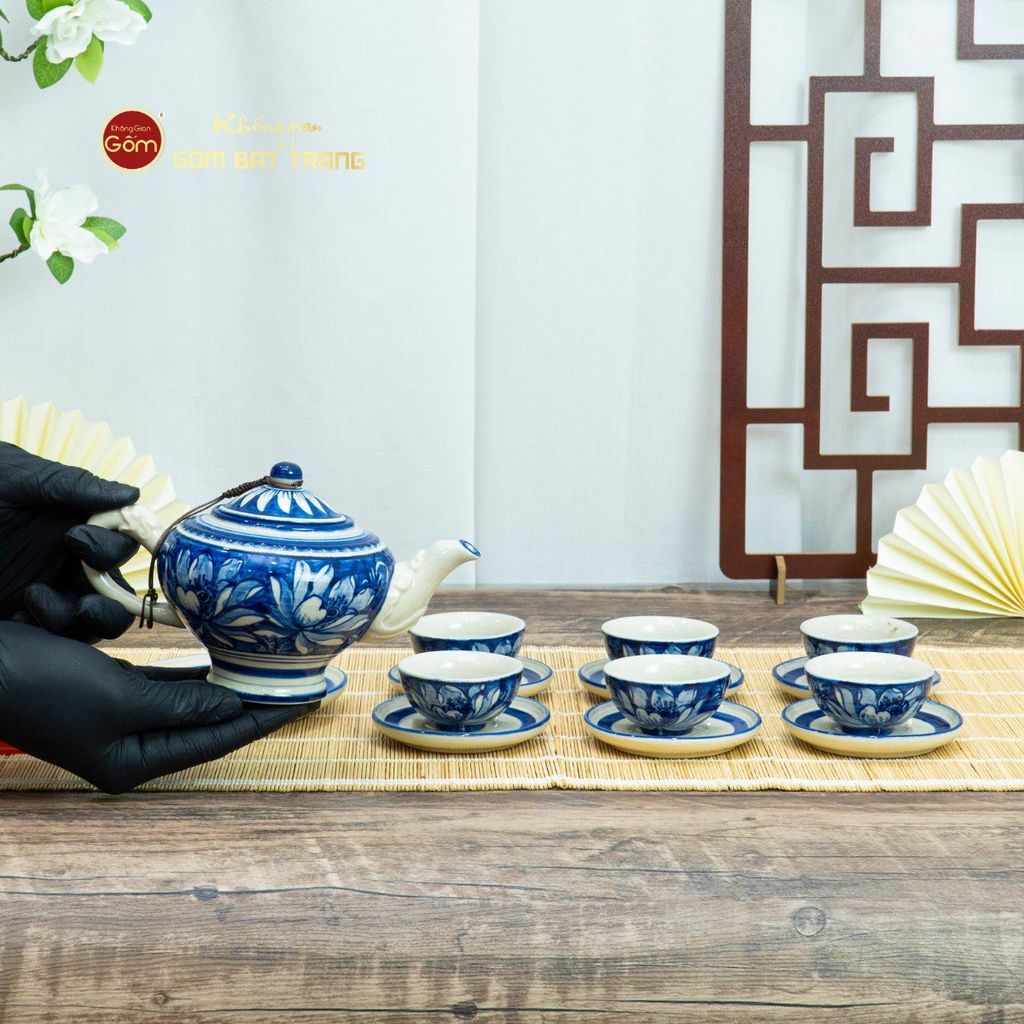 Bộ Ấm Chén Men Lam Vẽ Tay Hoa Sen