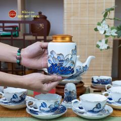 Bộ Ấm Chén Queen Trắng Hoa Sen Tím Đắp Nổi Vẽ Vàng