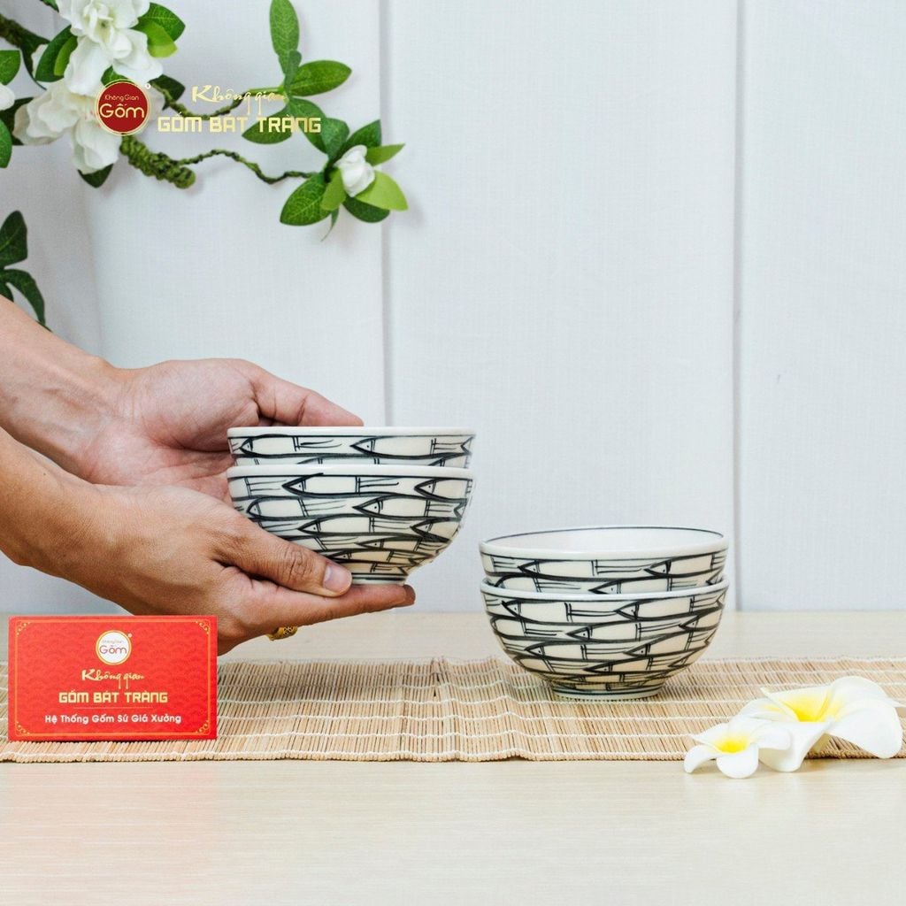 Bát Cơm Men Trắng Vẽ Cá Đàn