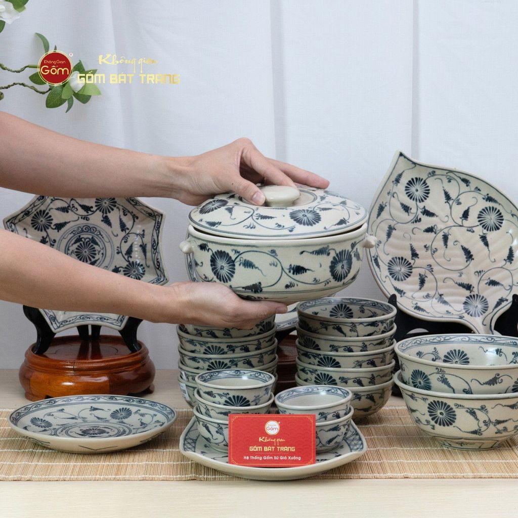 Bộ Bàn Ăn 10 Người (23 món) Men Rạn Vẽ Cúc Đen