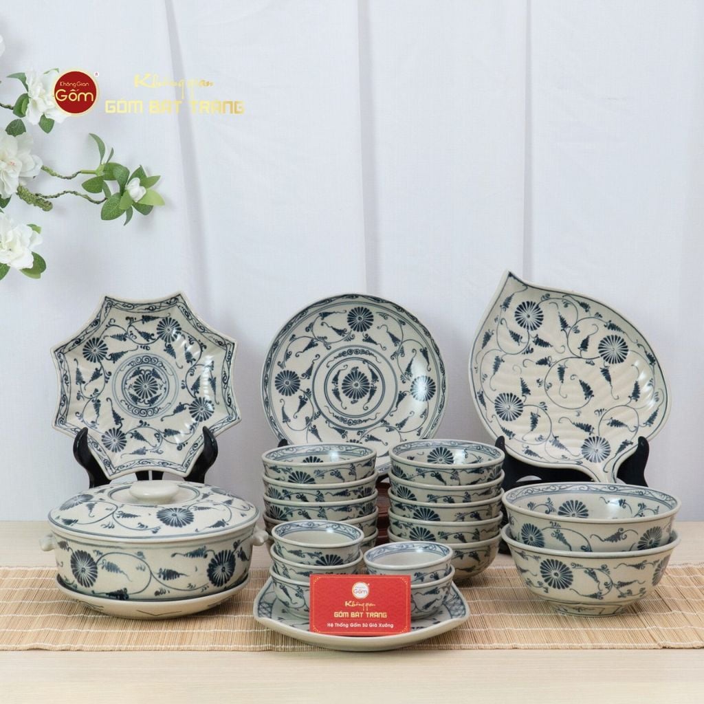 Bộ Bát Đĩa Bát Tràng Men Rạn Vẽ Cúc Đen