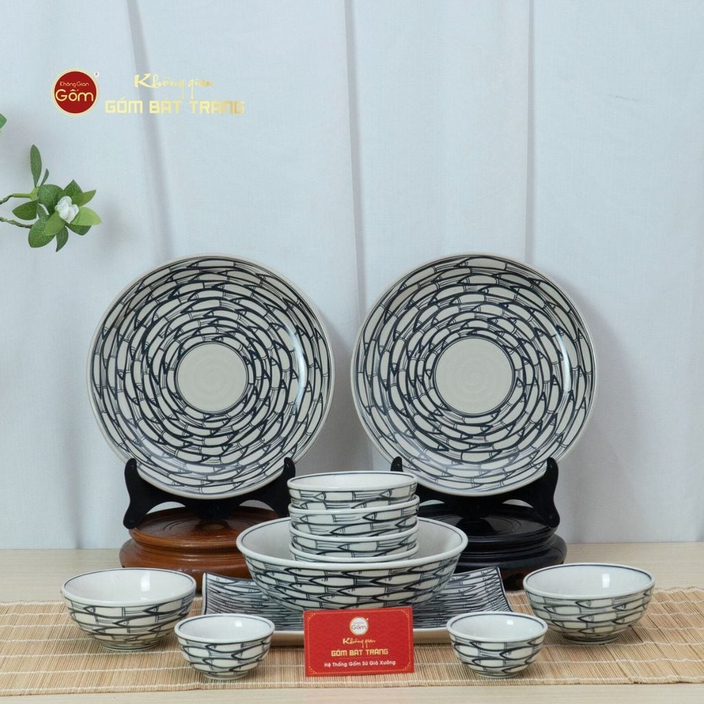 Bộ Bát Đĩa Bát Tràng Men Trắng Vẽ Cá Đàn