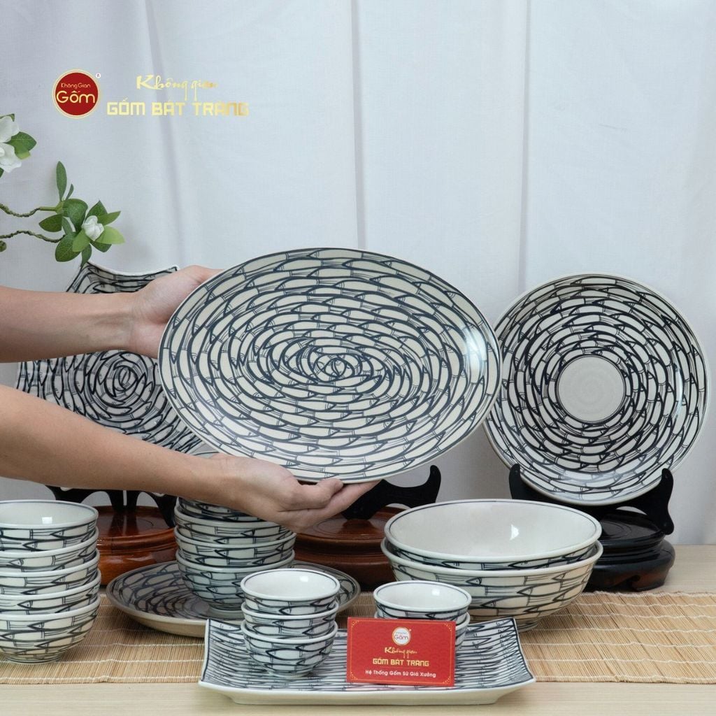 Bộ Bàn Ăn 10 Người (22 món) Men Trắng Vẽ Cá Đàn