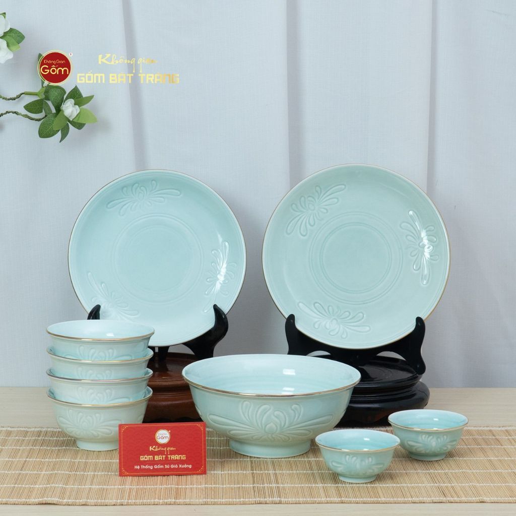 Bộ Bàn Ăn 4 Người (9 Món) Men Ngọc Vân Hoa Cúc Kẻ Vàng