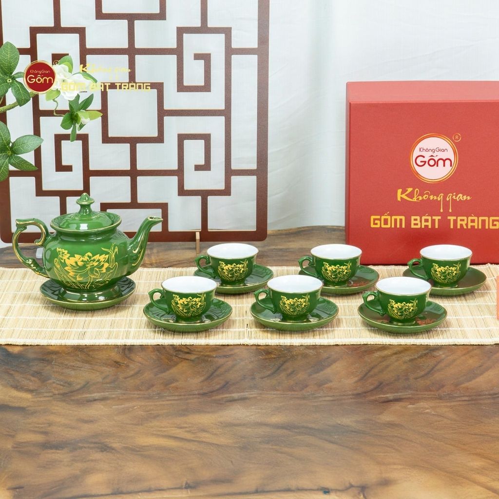 Bộ Trà Men Lục Vẽ Vàng (Nhiều mẫu)