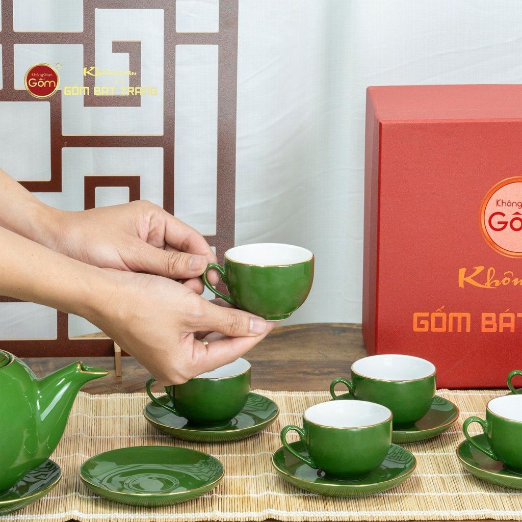 Bộ Trà Men Lục Ngọn Lửa Kẻ Vàng