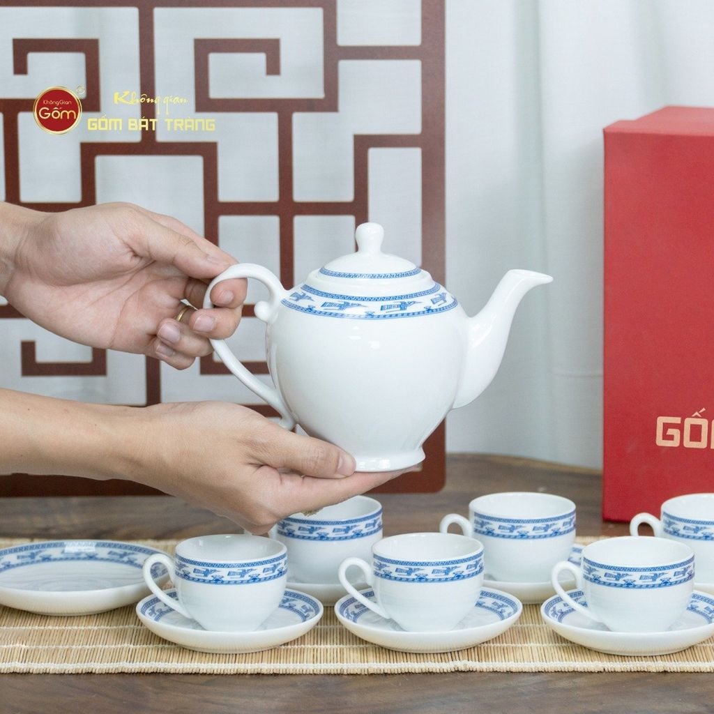 Bộ Trà Men Trắng Camelia Viền Chim Hạc Xanh