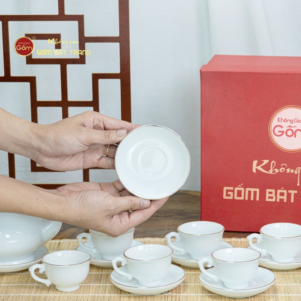 Bộ Trà Men Trắng Hồ Lô Vẽ Viền Vàng