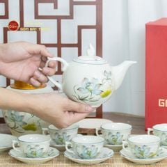Bộ Trà Men Trắng Ngọn Lửa Họa Tiết Hoa Sen