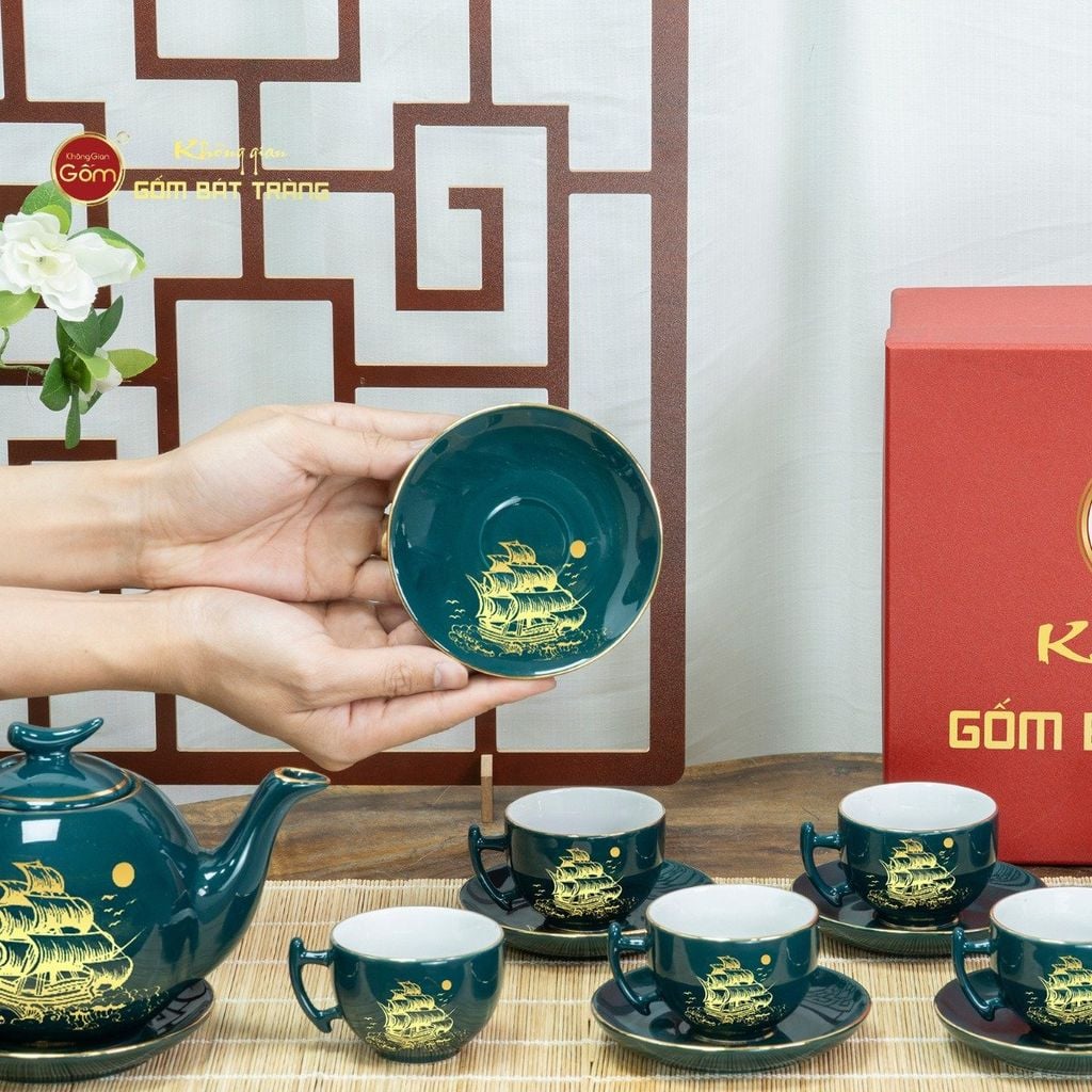Bộ Trà Men Xanh Lam Bưởi Cành Thuận Buồm Xuôi Gió Vẽ Vàng