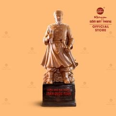 Tượng Hưng Đạo Đại Vương Trần Quốc Tuấn