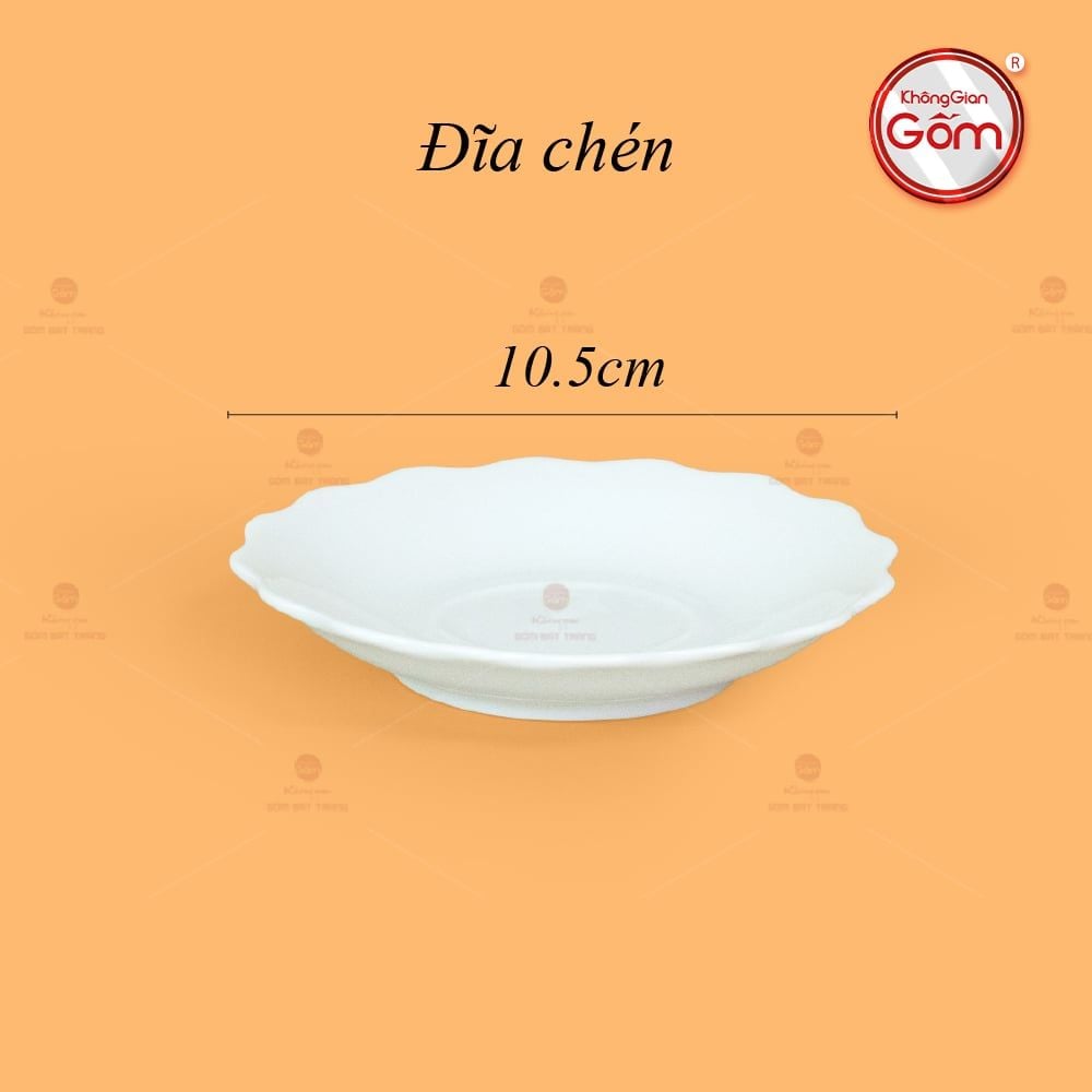 Bộ Trà Men Trắng Mẫu Đơn Ly Lượn